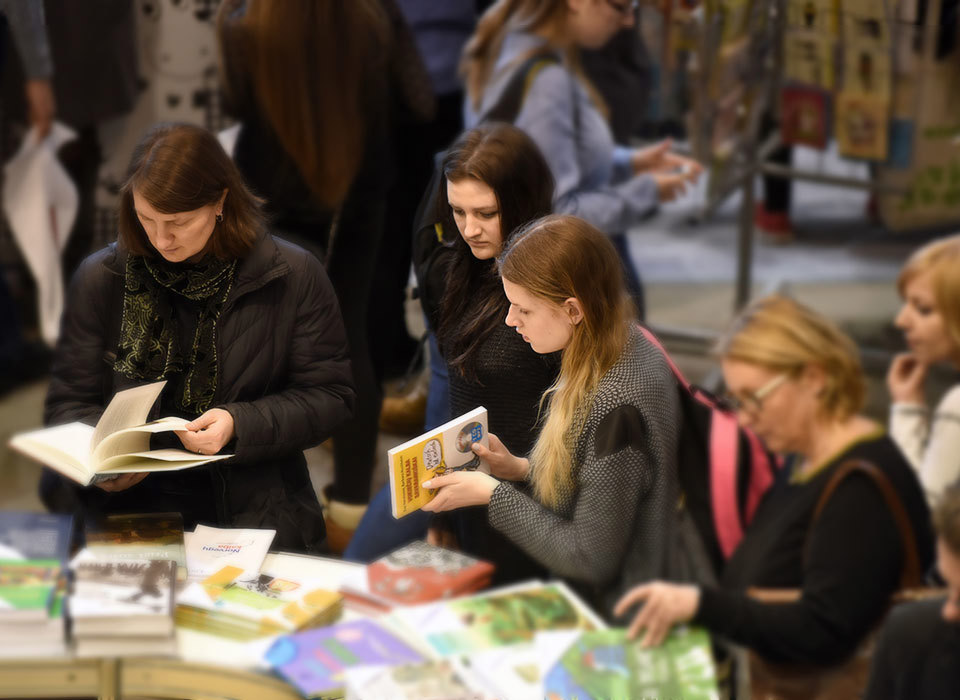 Charity Book Sale2