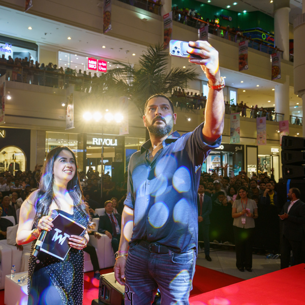 Laka Card Launch with Indian Cricketer Yuvraj Singh