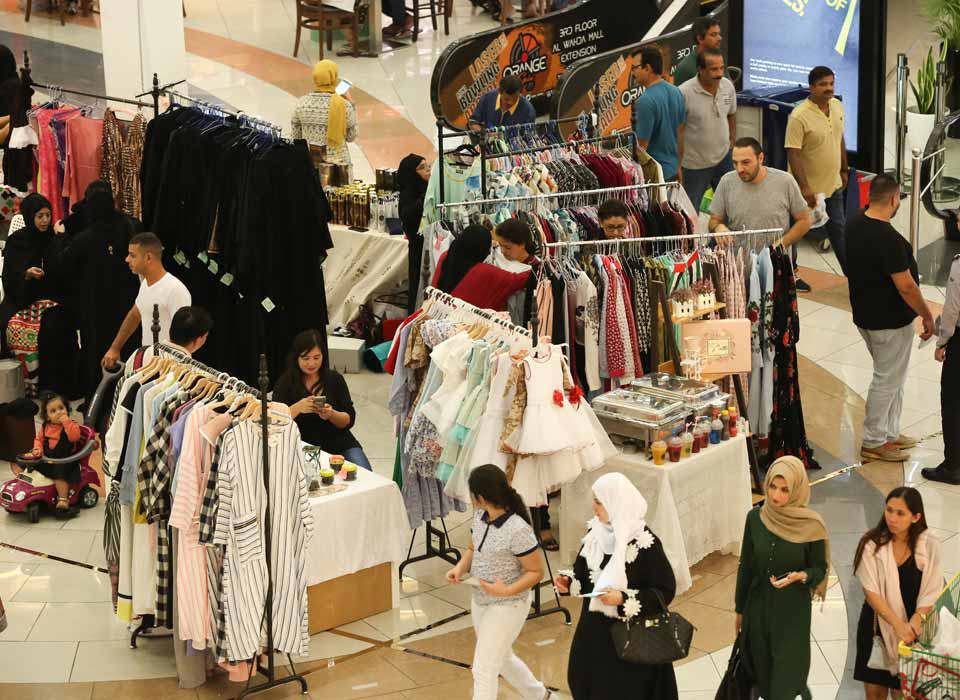 exhibition-customers